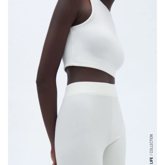 SOLD NWT Zara Limitless Contour Halter Crop - Picture 2 of 5